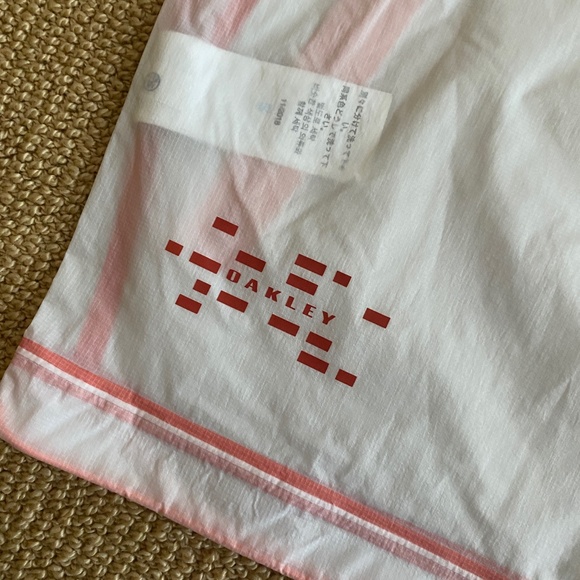 Men's Oakley Translucent Skyline Shell Jacket Size Medium NWT - Picture 6 of 7